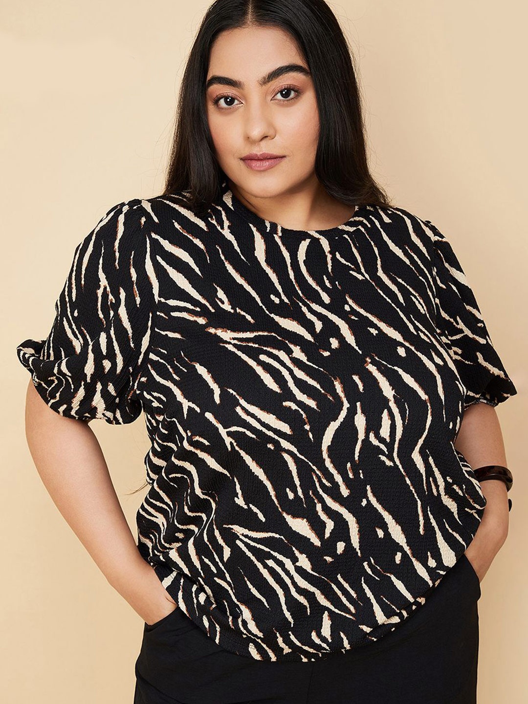 

max Women Animal Printed Puff Sleeves Top, Black