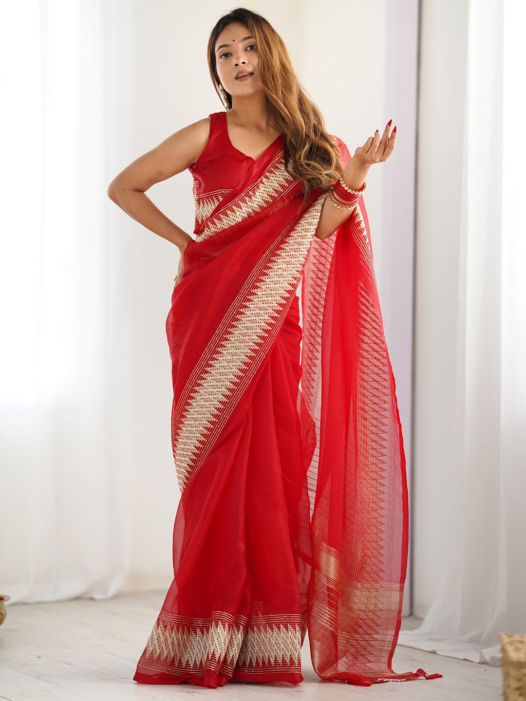 

CANIZZARO Sequinned Organza Designer Saree, Red