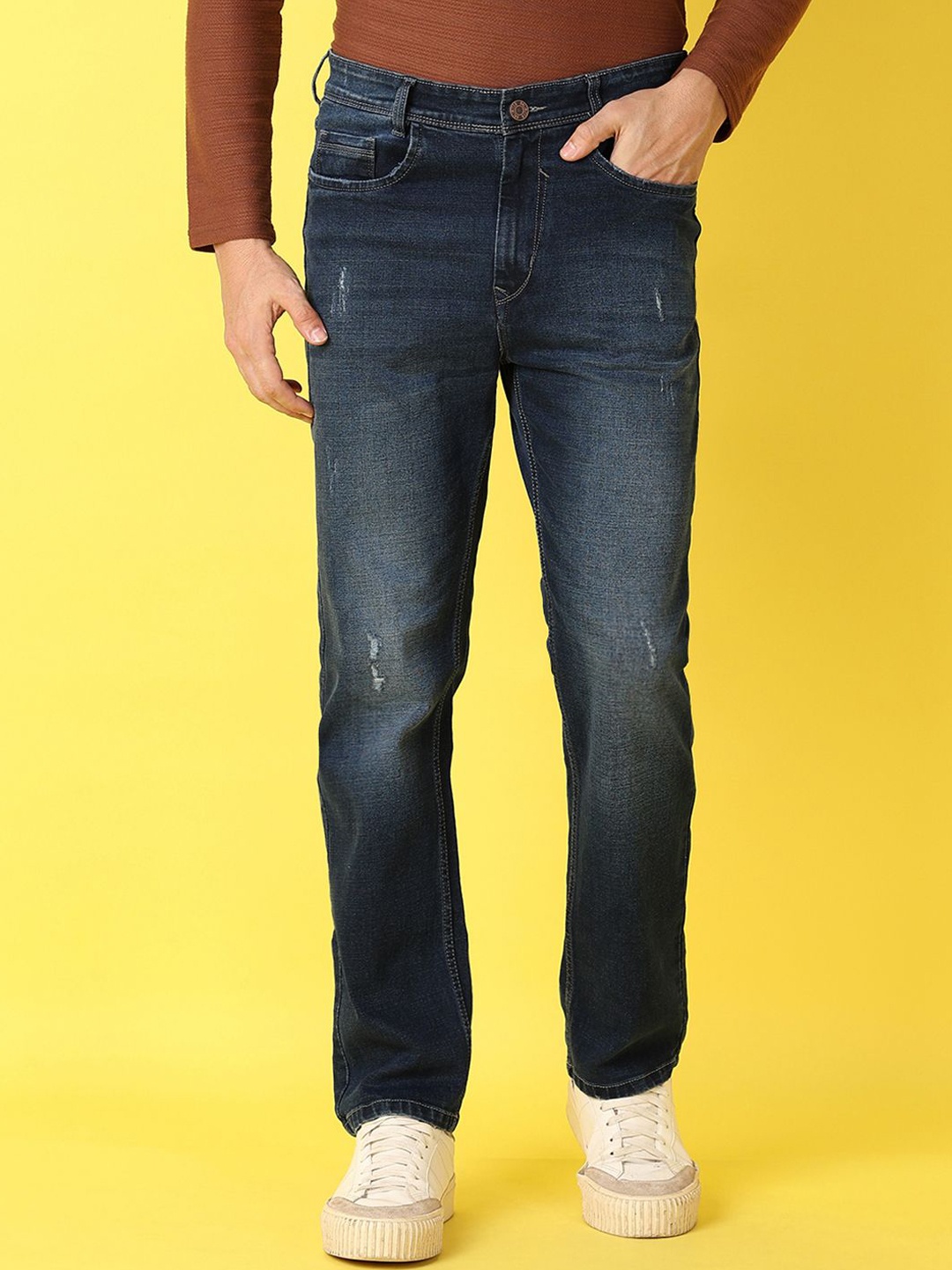 

V-Mart Men Straight Fit Low Distress Heavy Fade Stretchable Jeans, Blue