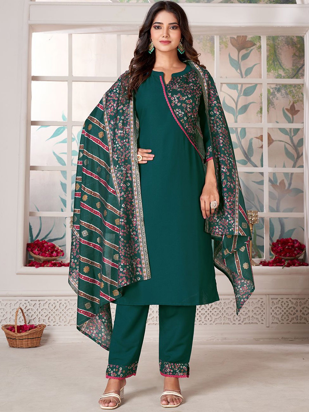 

KALINI Ethnic Motifs Printed Straight Kurta with Palazzos & Dupatta, Green