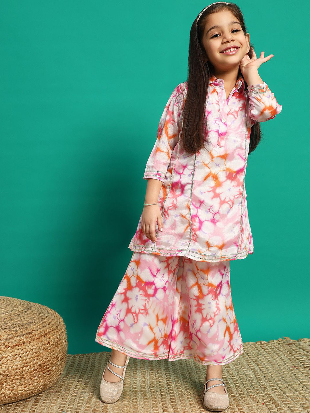 

Readiprint Girls Floral Printed Panelled Silk Chiffon A-Line Kurta with Palazzos, Peach