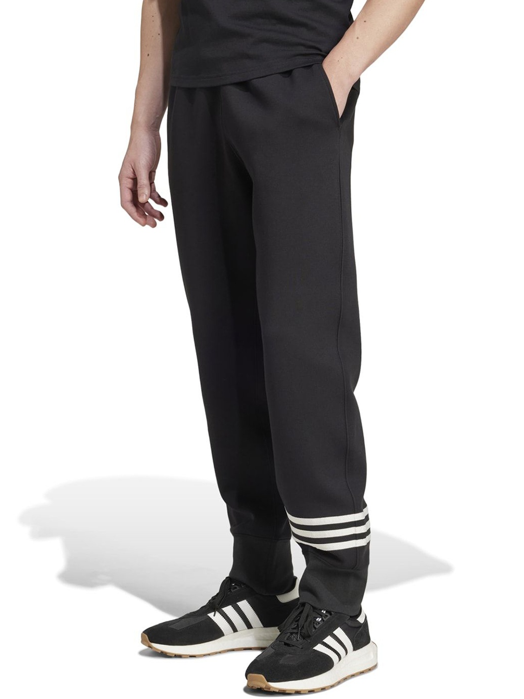 

ADIDAS Originals Men Cotton Mid Rise Joggers, Black