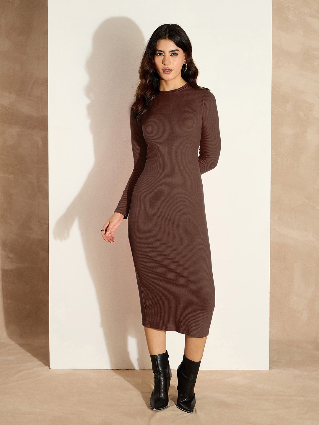 

SASSAFRAS Bodycon Full Sleeves Midi Dress, Brown