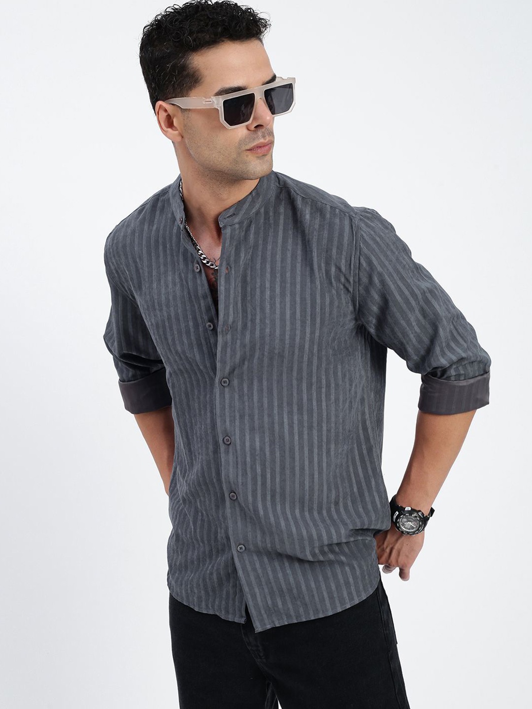

SHOWOFF Men Standard Band Collar Textured Cotton Casual Shirt, Grey