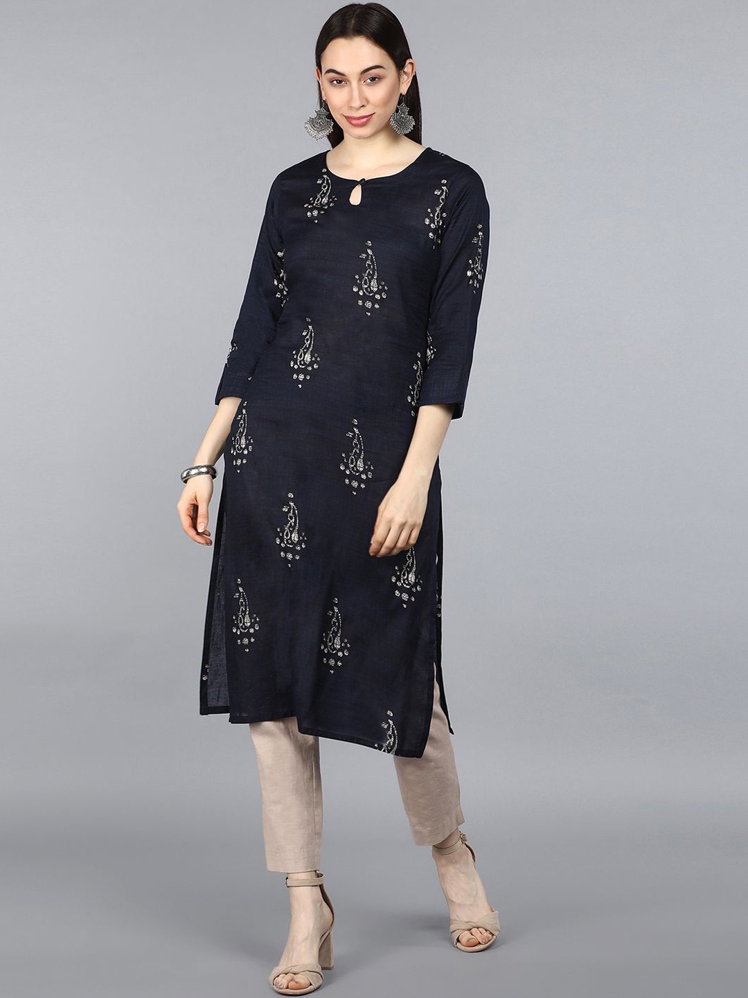 

AHIKA Ethnic Motifs Printed Keyhole Neck Regular Straight Kurta, Navy blue