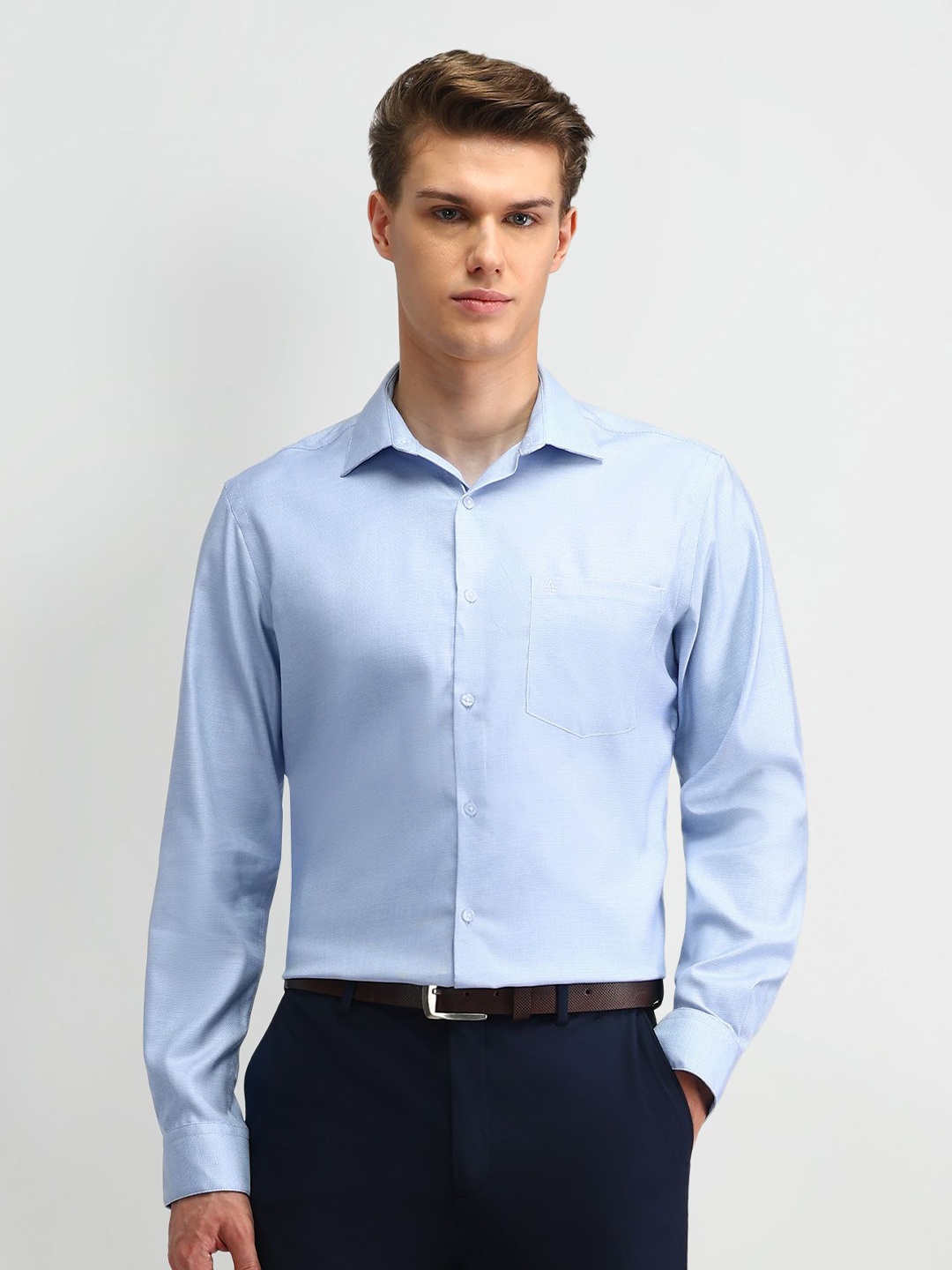 

Arrow Men Classic Spread Collar Solid Cotton Formal Shirt, Blue