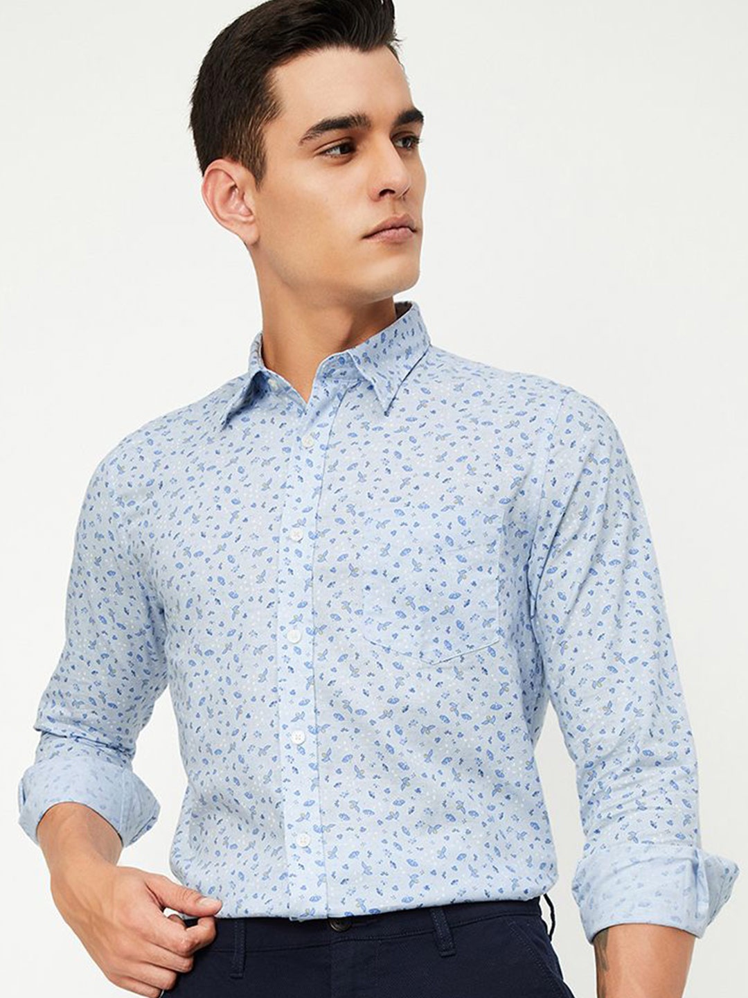 

max Men Spread Collar Floral Printed Cotton Casual Shirt, Blue