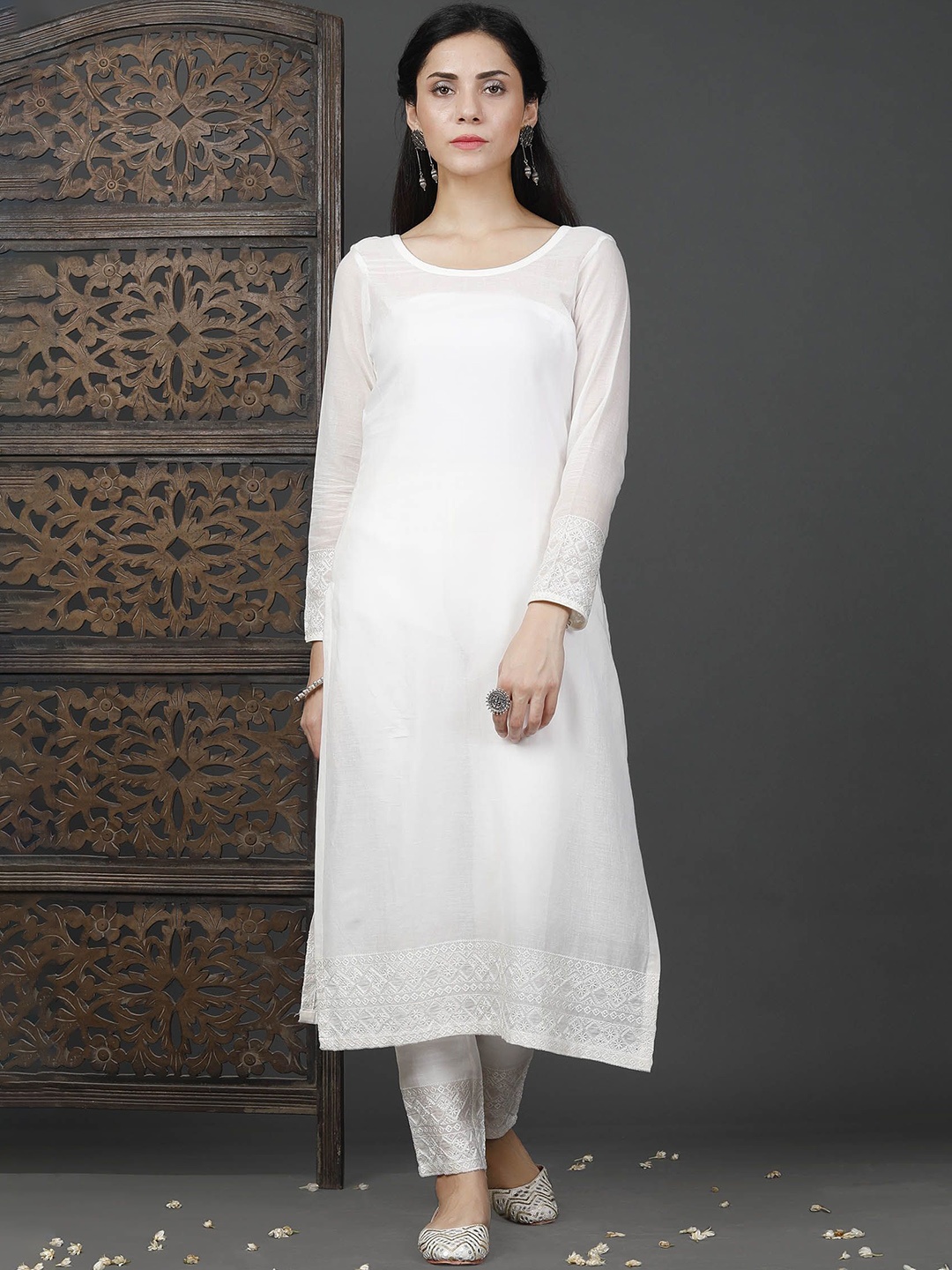 

TJORI Round Neck Thread Work White Romance Pure Cotton Straight Kurta with Trousers