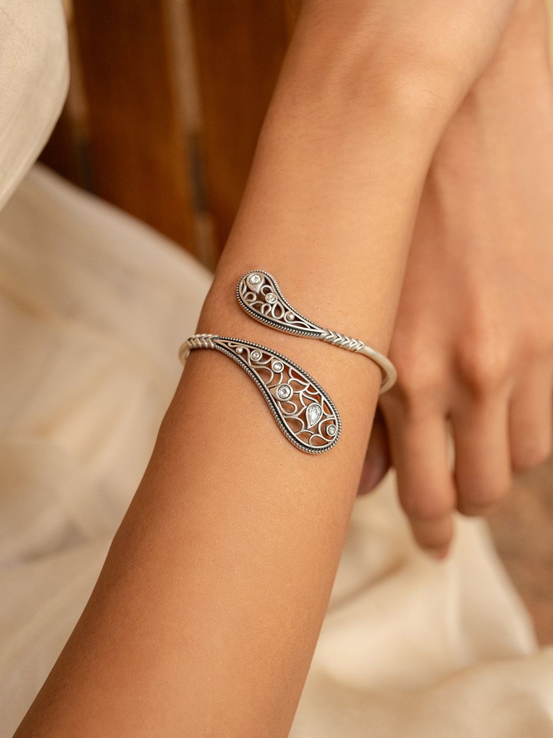 

SHAYA 925 Sterling Silver Oxidised Stone Studded Chehel Pehel Cuff Bracelet