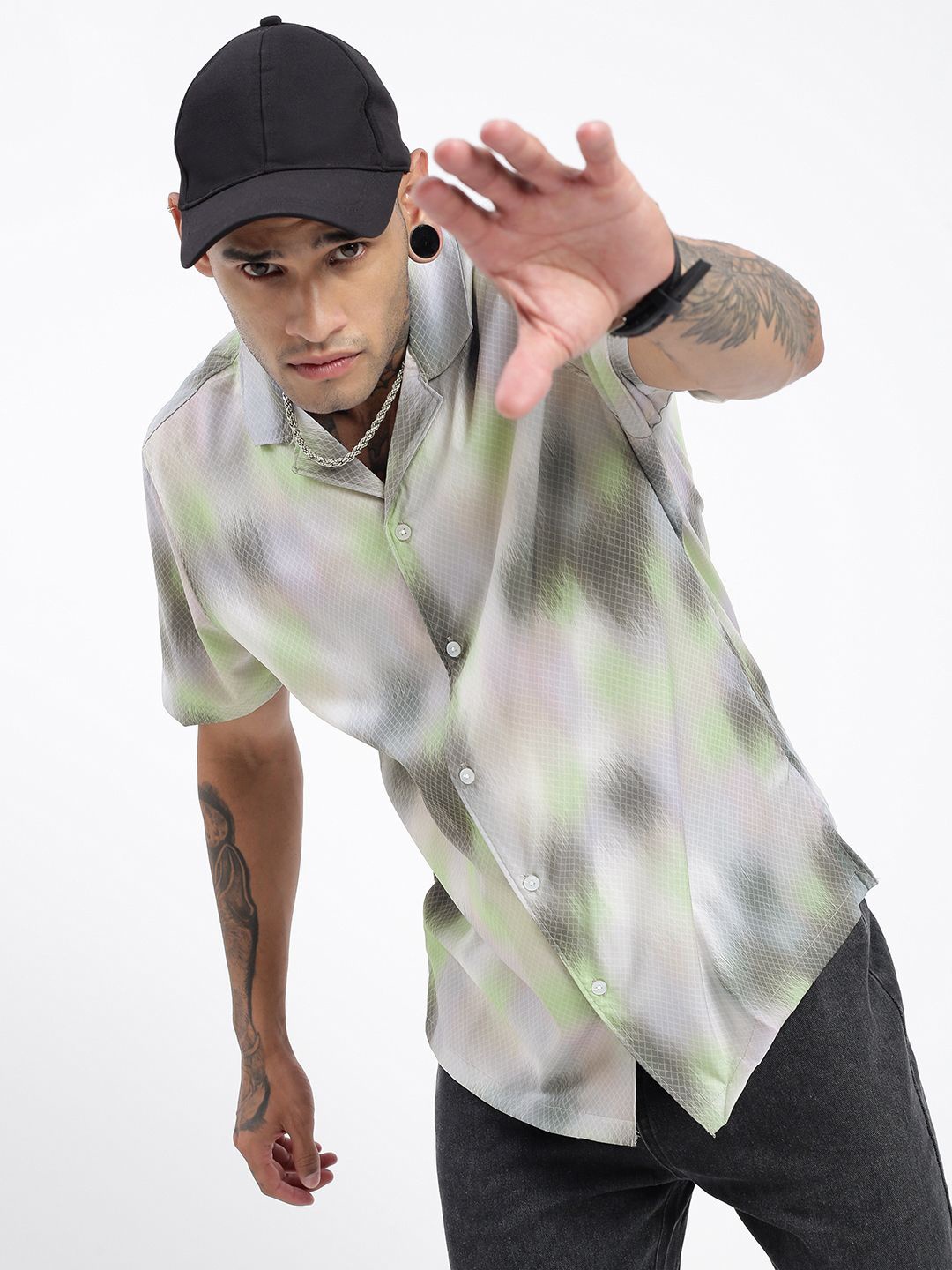 

SHOWOFF Men Comfort Cuban Collar Dyed Cotton Casual Shirt, Green