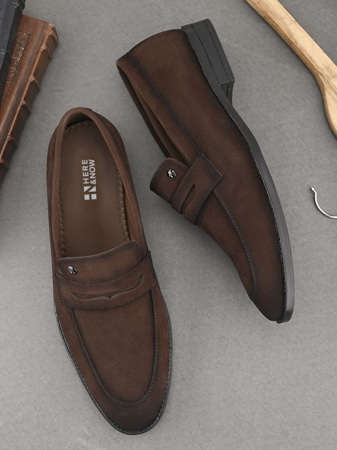 

HERE&NOW Men Formal Slip-On Shoes, Brown