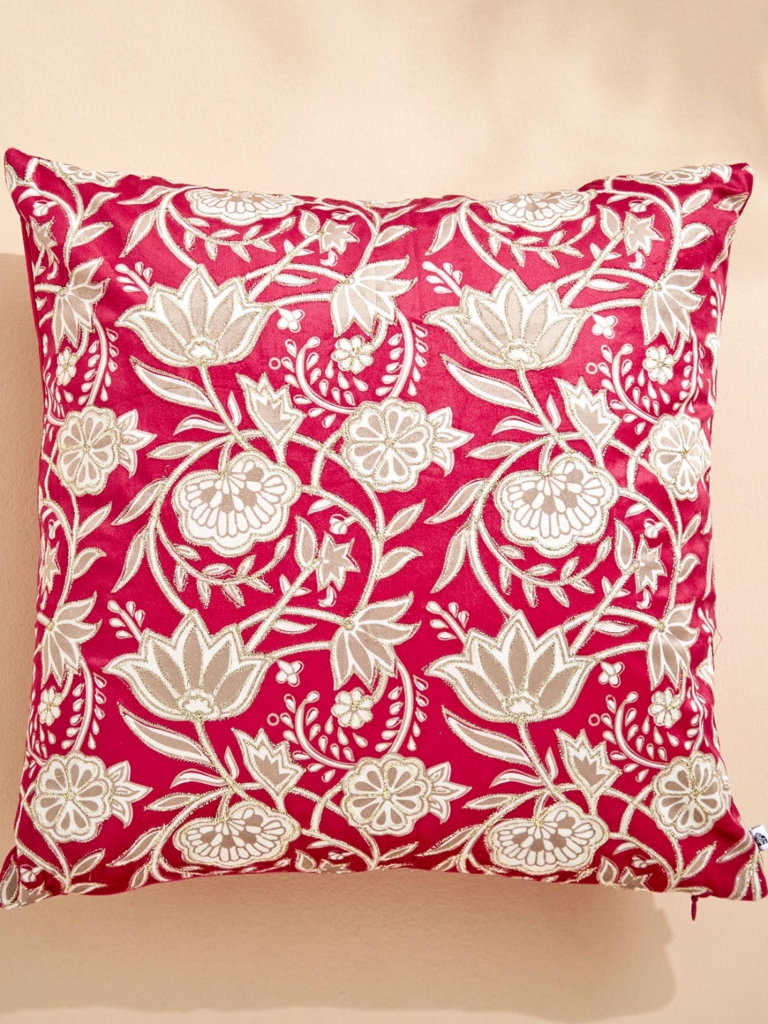 

Home Centre Red & White Floral Velvet Square Cushion Covers