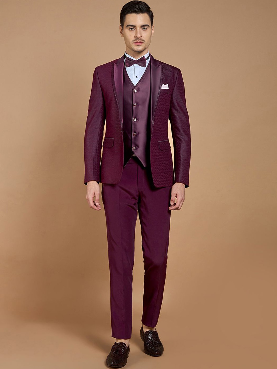 

Neumen Self-Design Single-Breasted Party Suits, Purple
