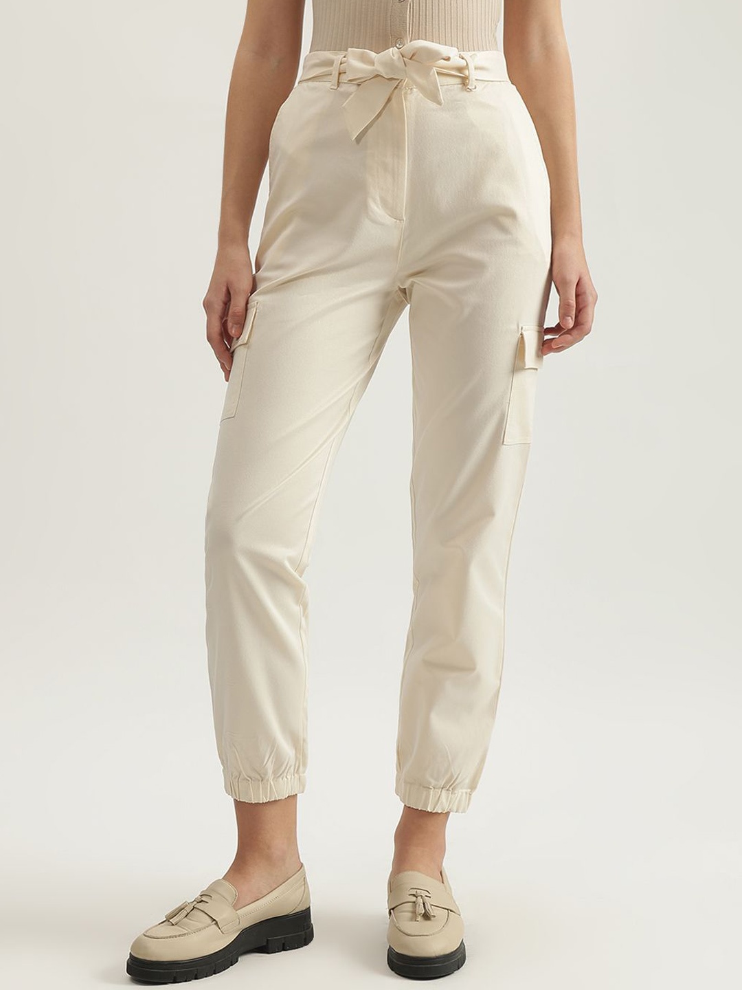 

Iconic Women High-Rise Cargos Trousers, Beige