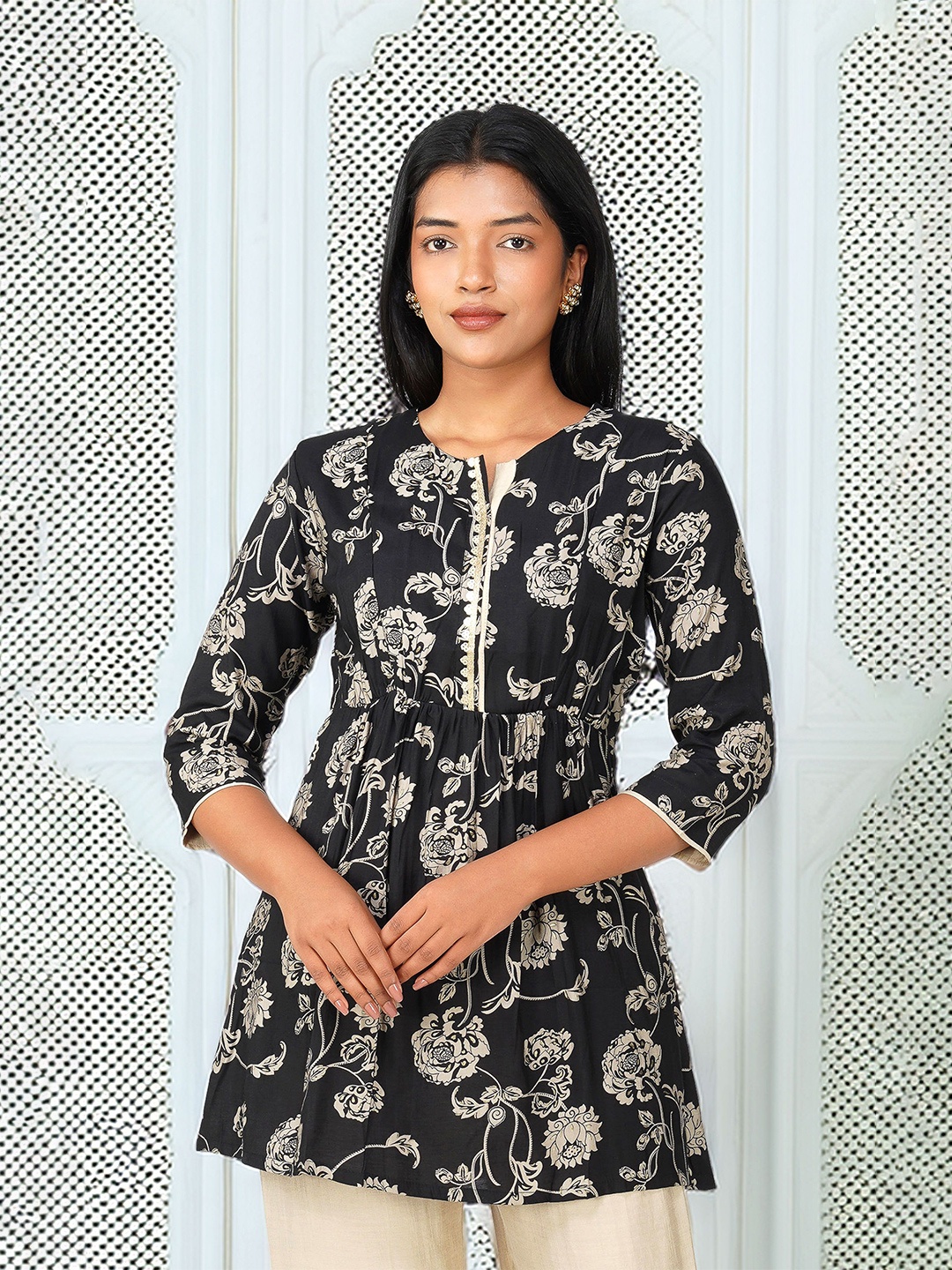 

Bindigasm Women Floral Printed Ethnic Peplum Longline Top with Sequin Work, Black