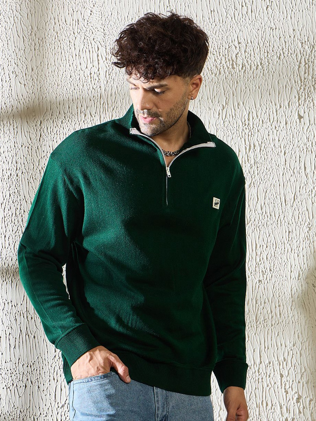 

FUGAZEE Men Solid Half Zipper Pullover, Green