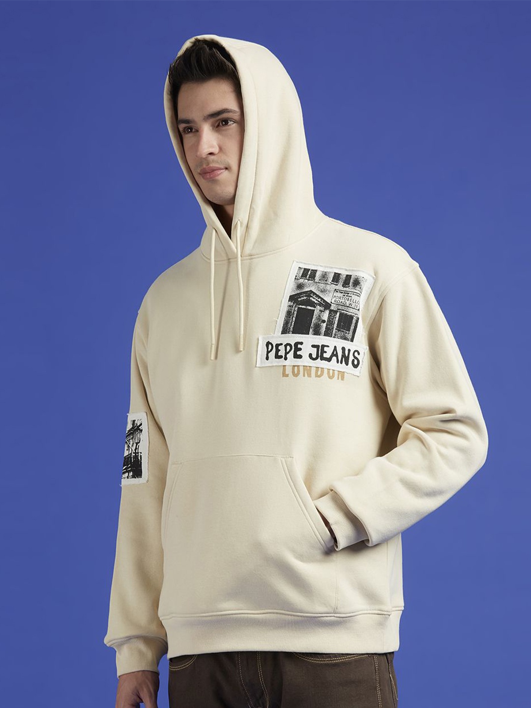 

Pepe Jeans Men Blended Hooded Winters Sweatshirt, Cream