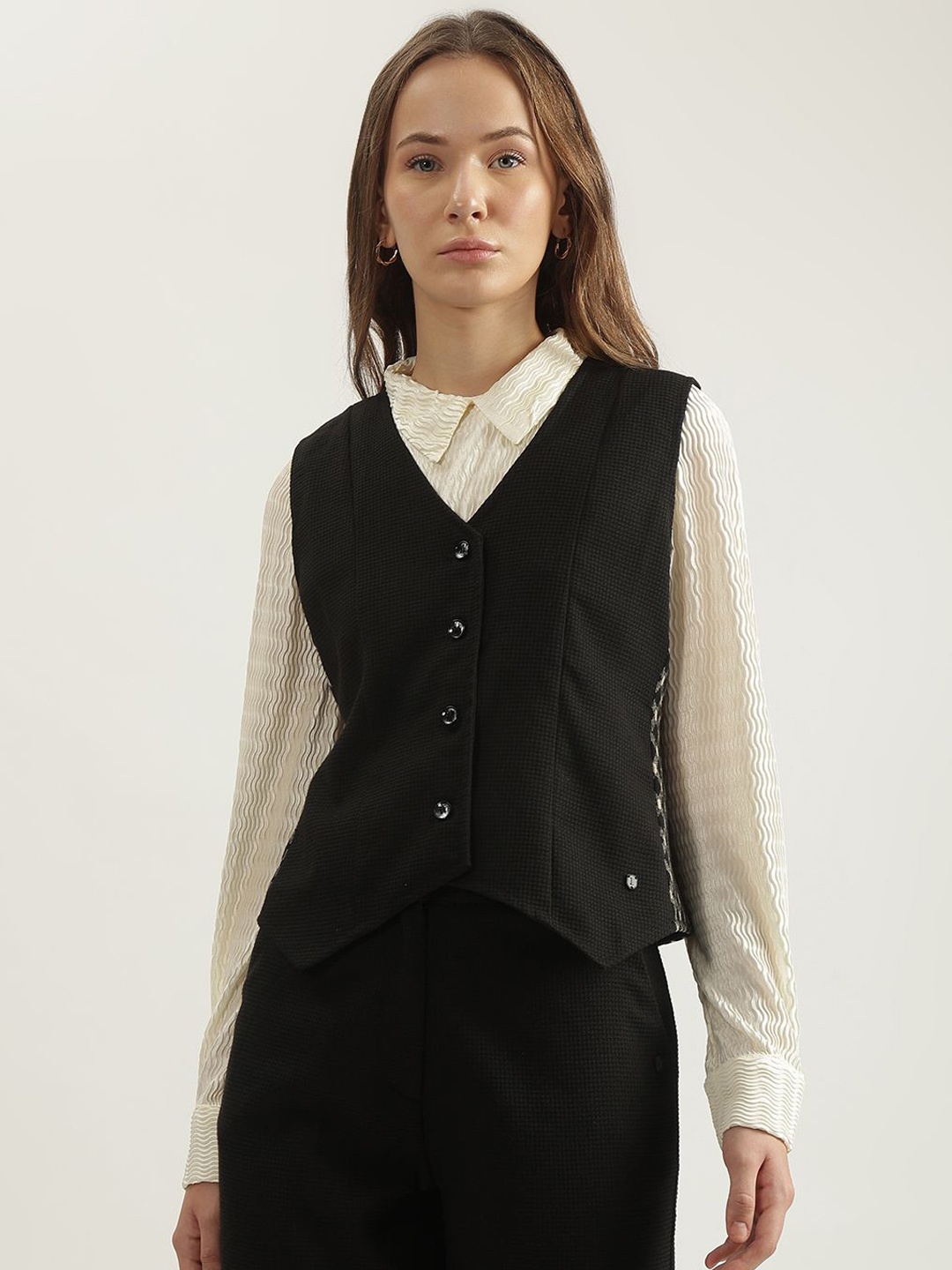 

Iconic Pure Cotton V-Neck Waistcoat, Black