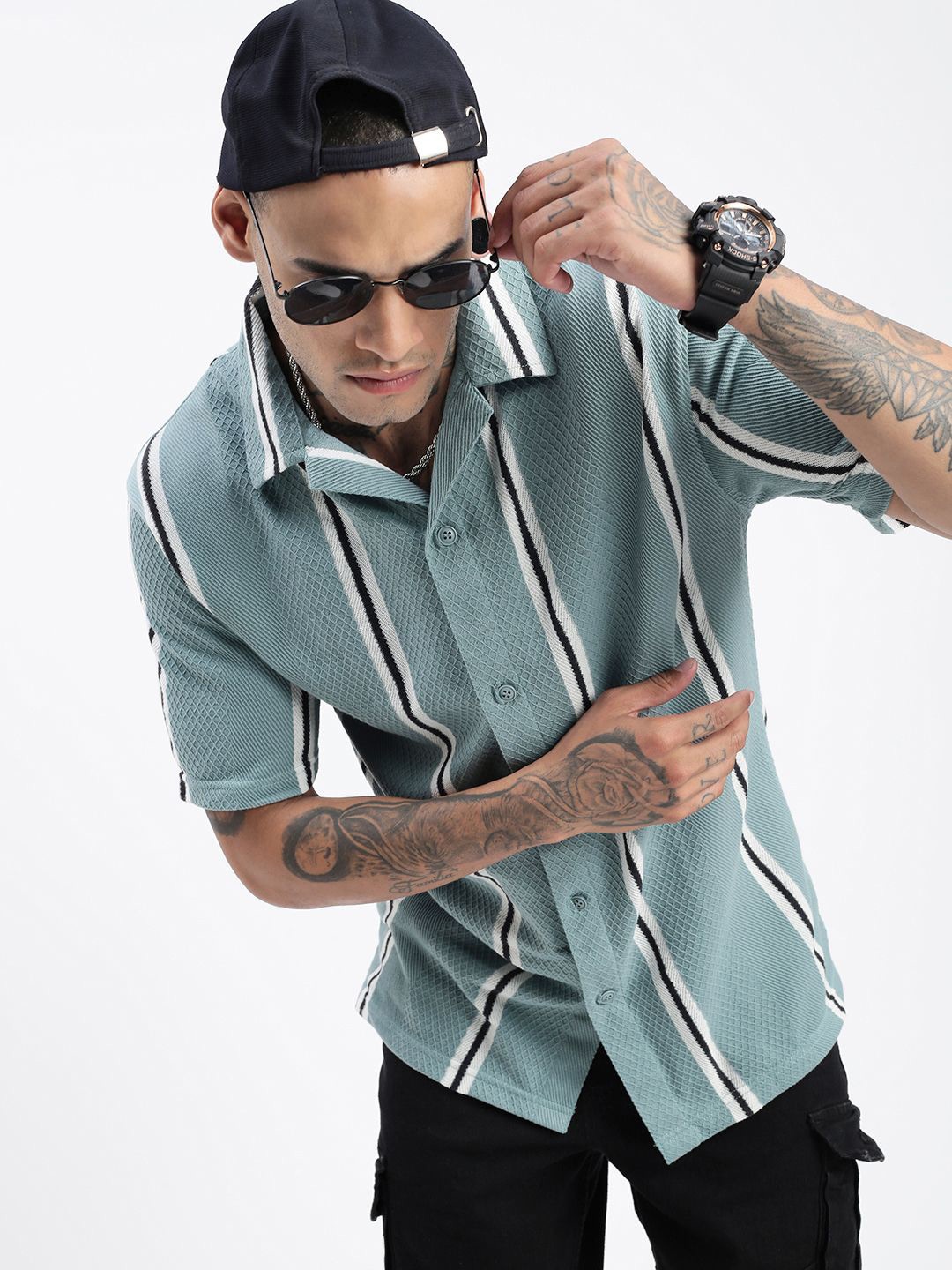 

SHOWOFF Men Comfort Cuban Collar Vertical Striped Cotton Relaxed Fit Casual Shirt, Sea green