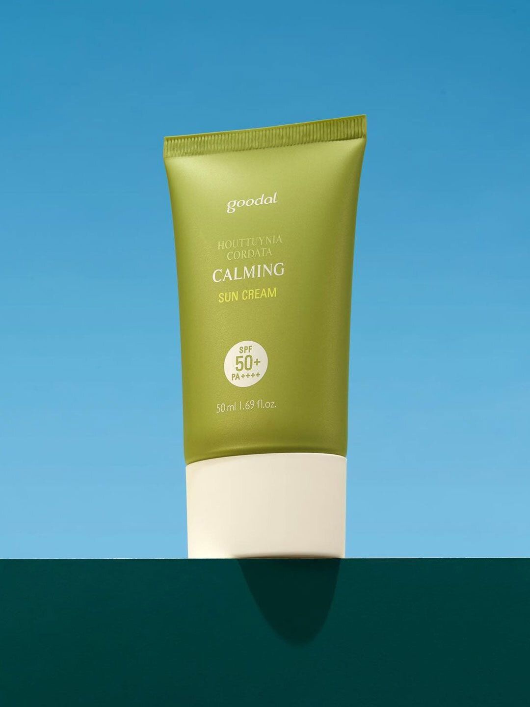 

Goodal Houttuynia Cordata Calming Face Sunscreen - 50 ml, White