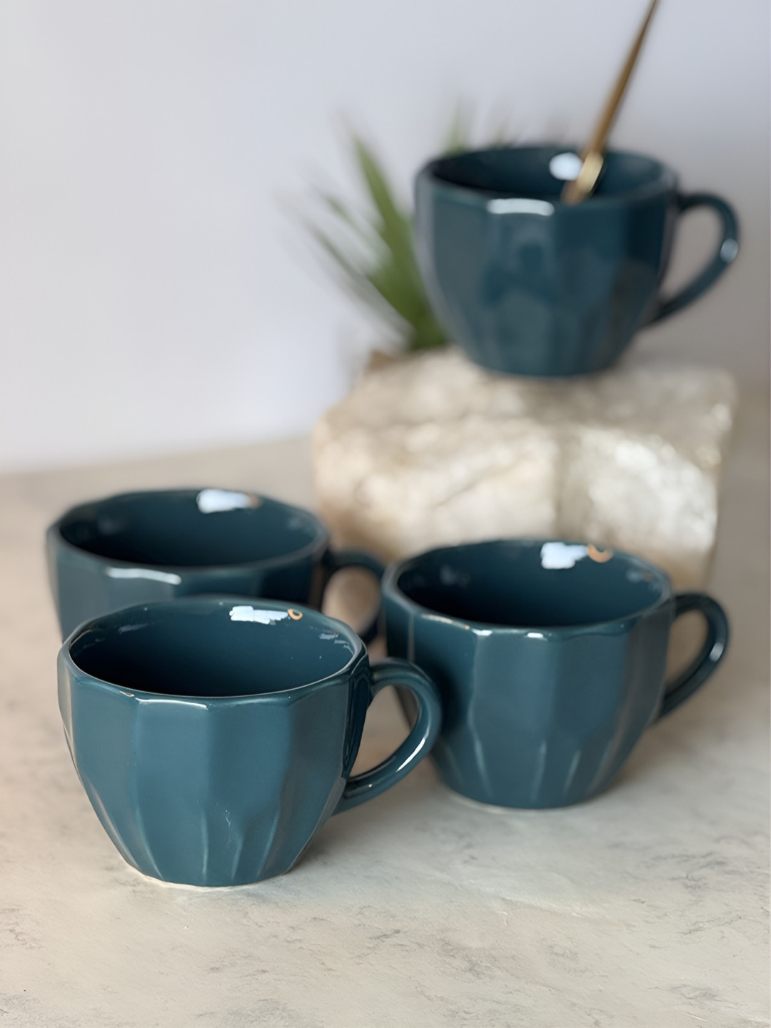 

ARAVALII Blue 4 Pieces Ceramic Glossy Mugs 250 ml