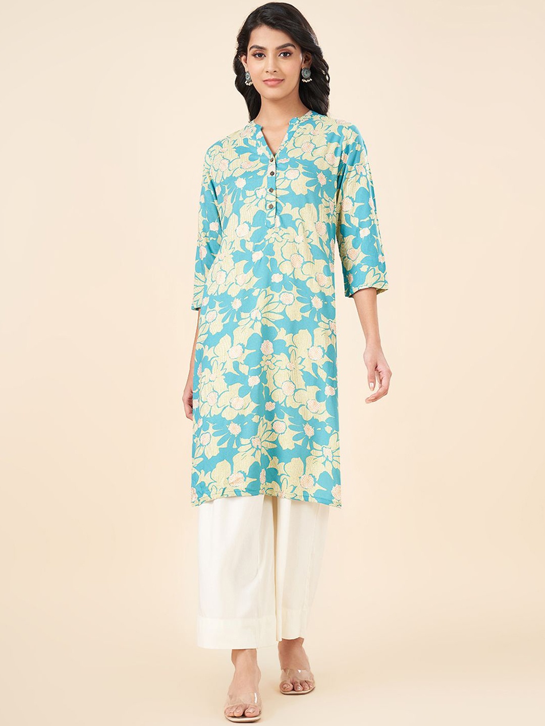 

RANGMANCH BY PANTALOONS Floral Printed Mandarin Collar Straight Kurta, Green