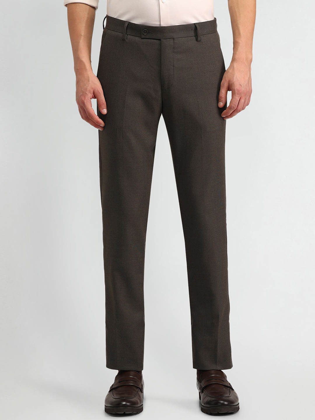 

Arrow Men Carrot Tapered Fit Trousers, Brown