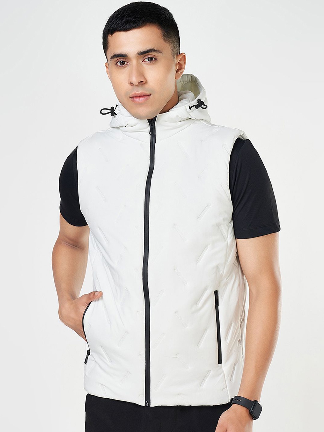 

Ajile by Pantaloons Men Hooded Solid Casual Padded Jacket, White