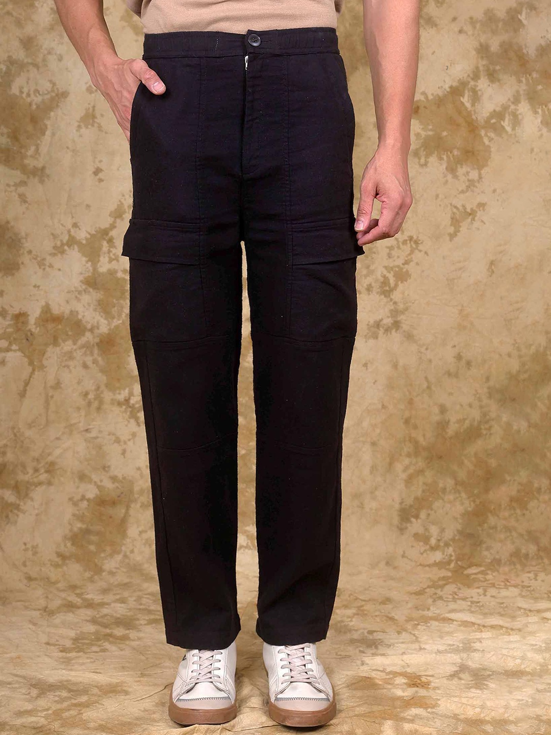 

BLUEBIRD Men Cotton Smart Loose Fit Easy Wash Cargos Trousers, Black