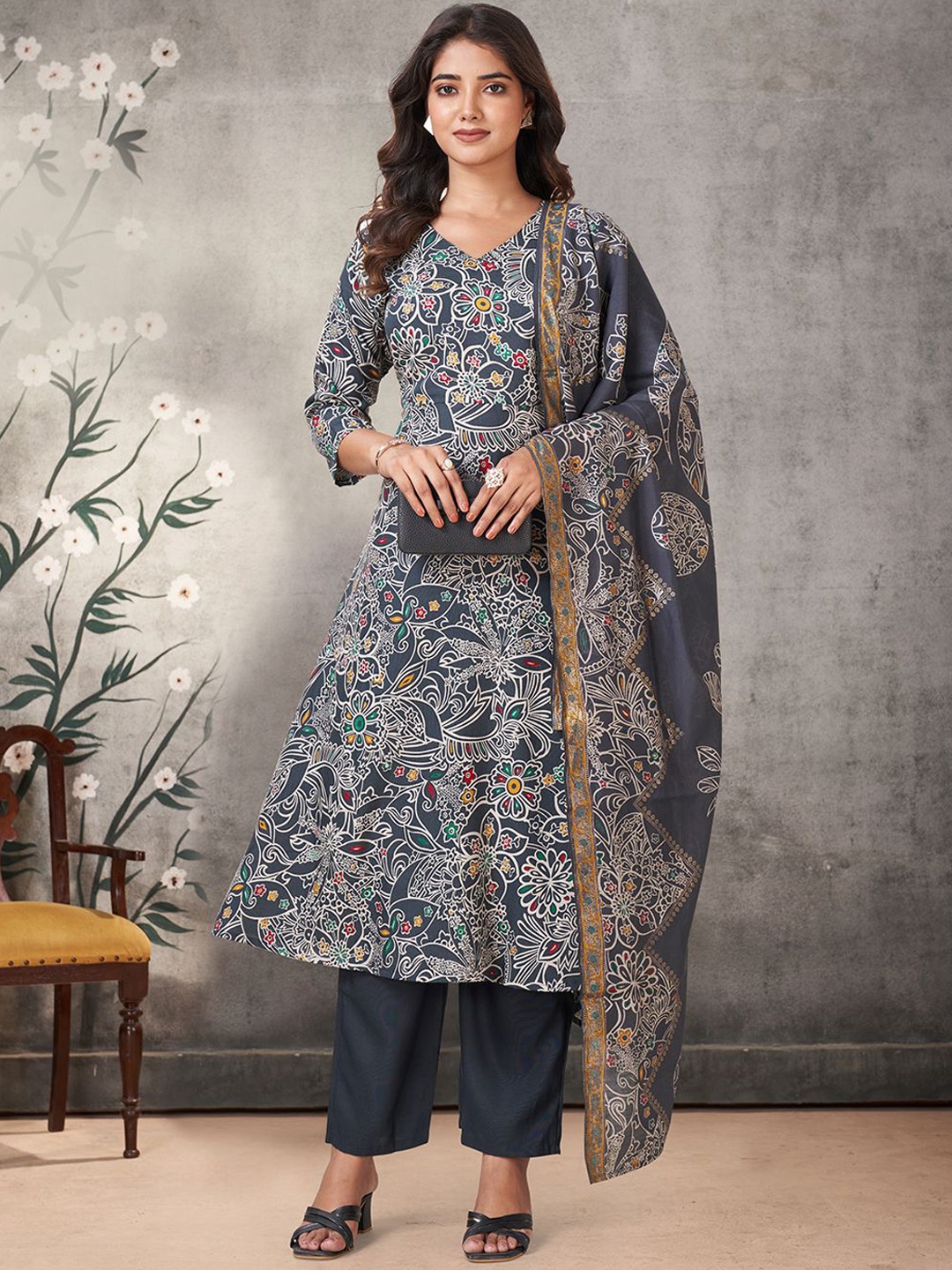 

KALINI Ethnic Motifs Printed Kurta with Palazzo & Dupatta, Grey