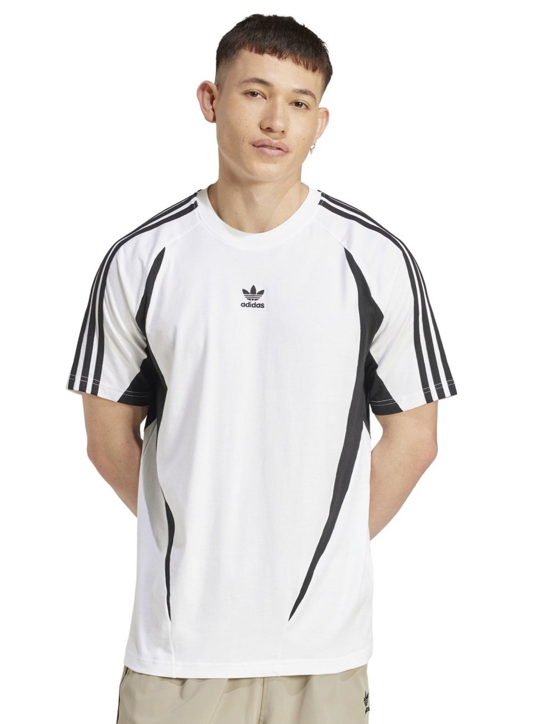 

ADIDAS Originals Men Solid Round Neck Cotton T-shirt, White