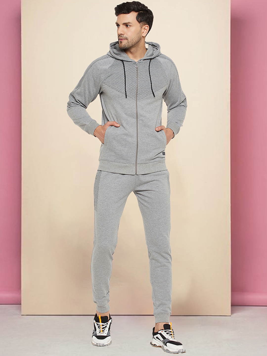 

WILD WEST Men Printed Detailed Hooded Tracksuits, Grey