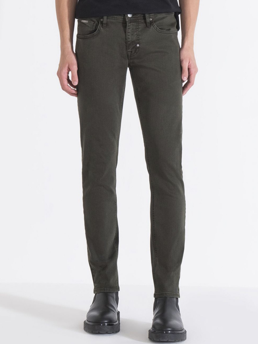 

Antony Morato Men Mid-Rise Tapered Fit Jeans, Green