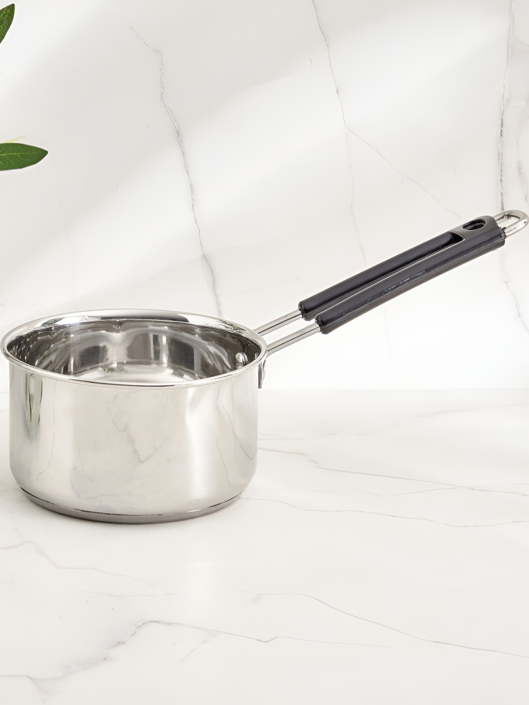 

Home Centre Corsica Aresco Stainless Steel Saucepan - 980ml, Silver