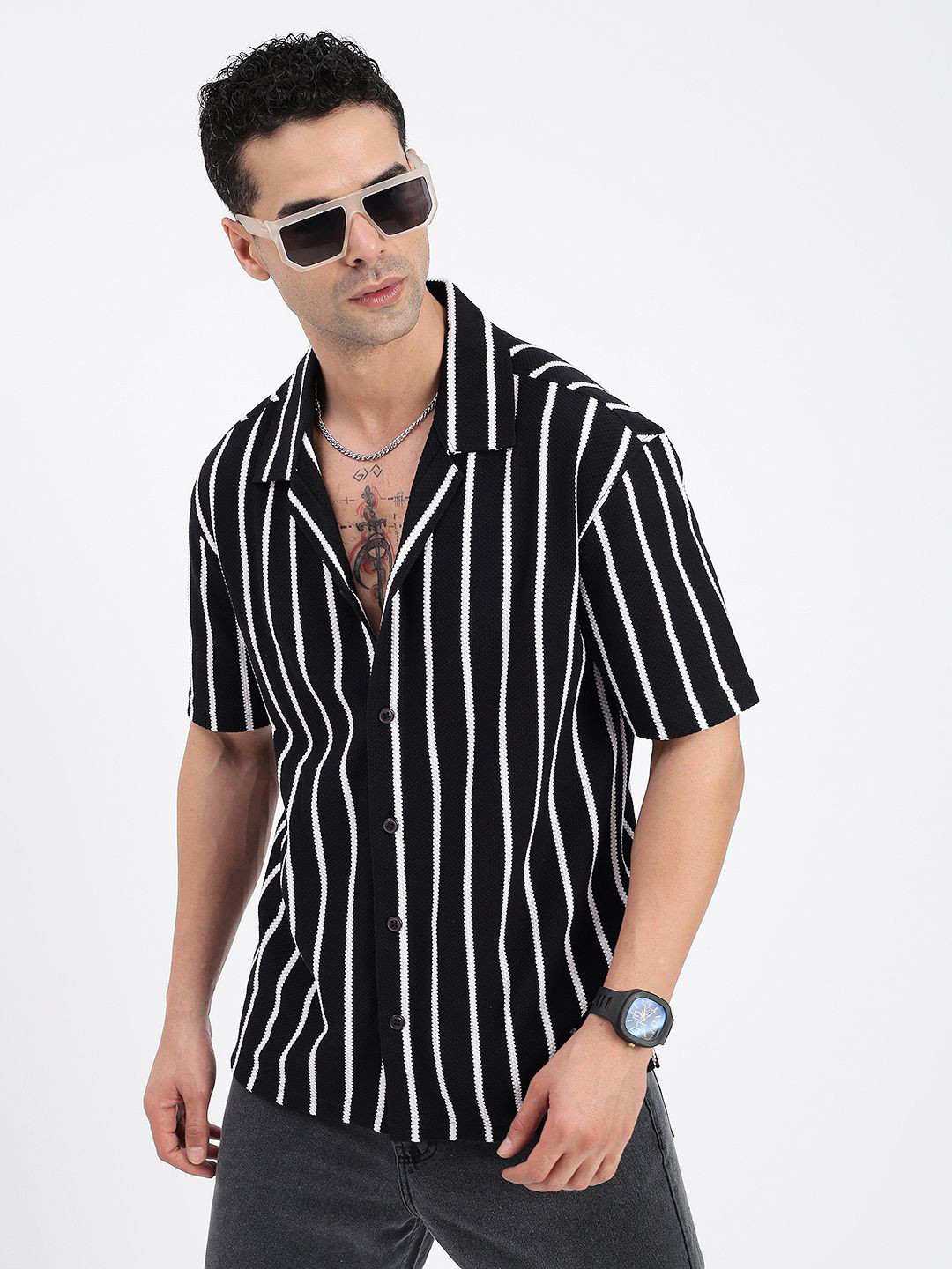 

SHOWOFF Men Standard Cuban Collar Vertical Striped Cotton Relaxed Fit Casual Shirt, Black