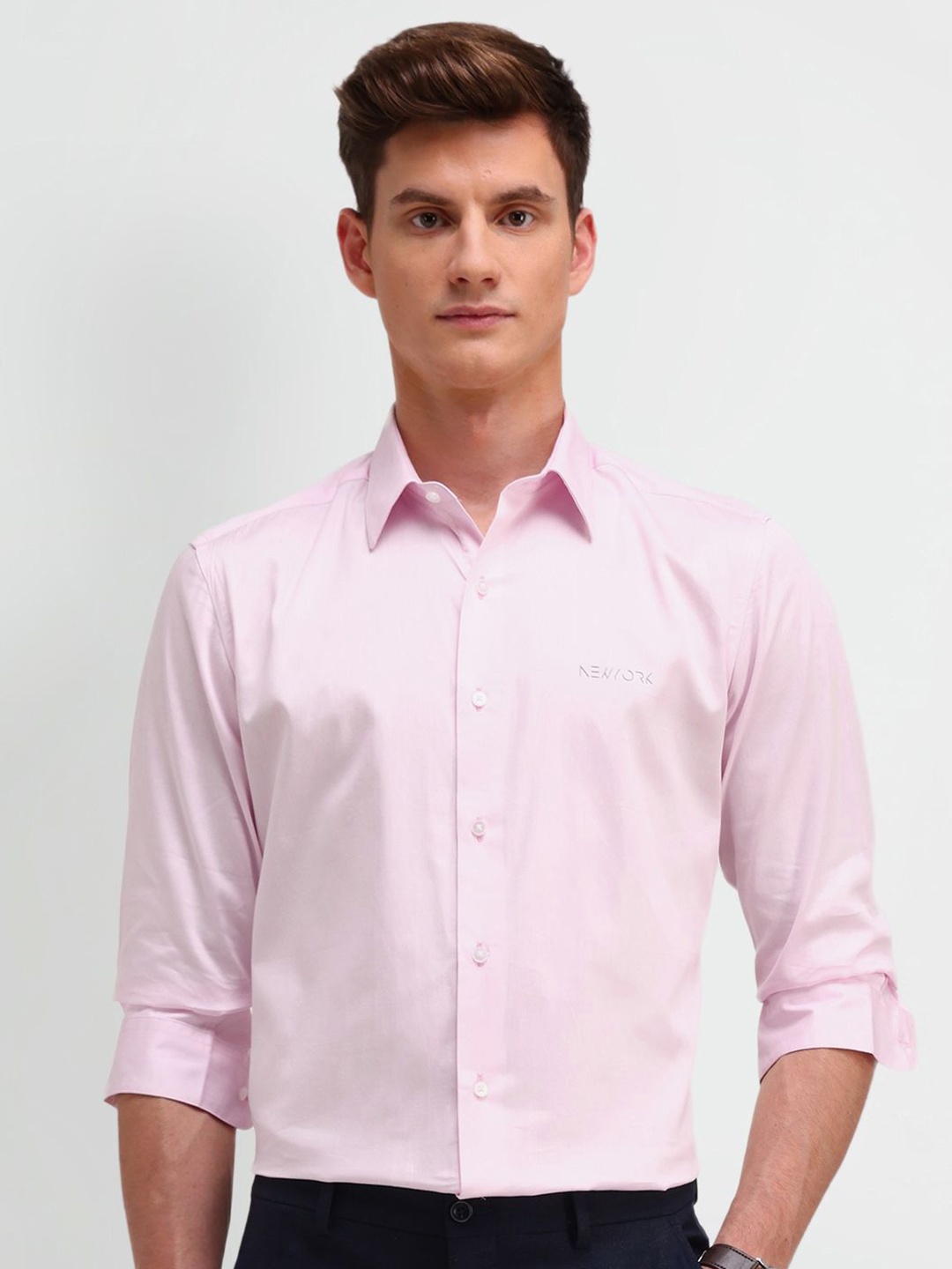 

Arrow New York Men Manhattan Spread Collar Solid Cotton Slim Fit Casual Shirt, Pink