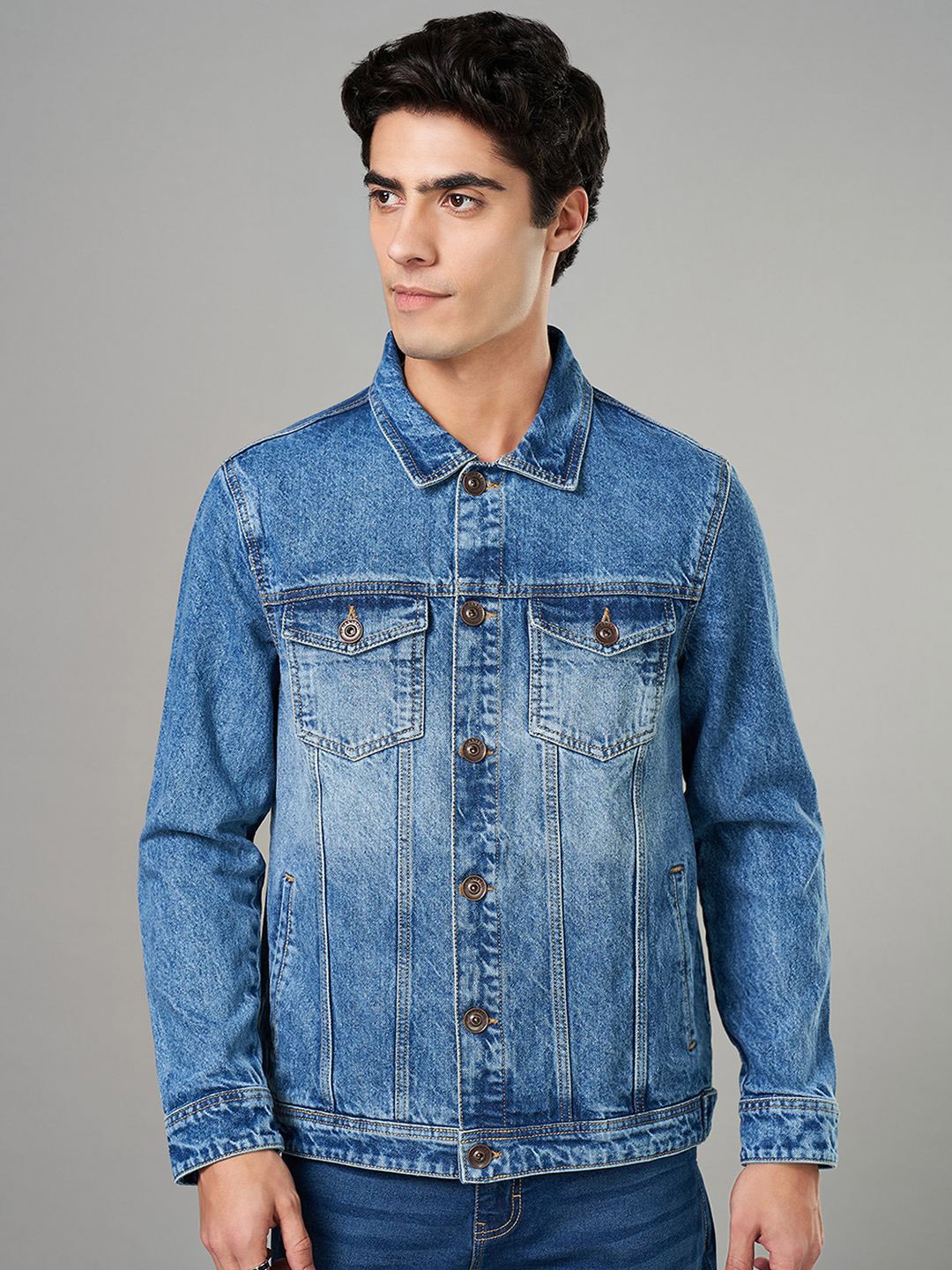 

SF JEANS by Pantaloons Men Spread Collar Washed Solid Cotton Casual Denim Jacket, Blue