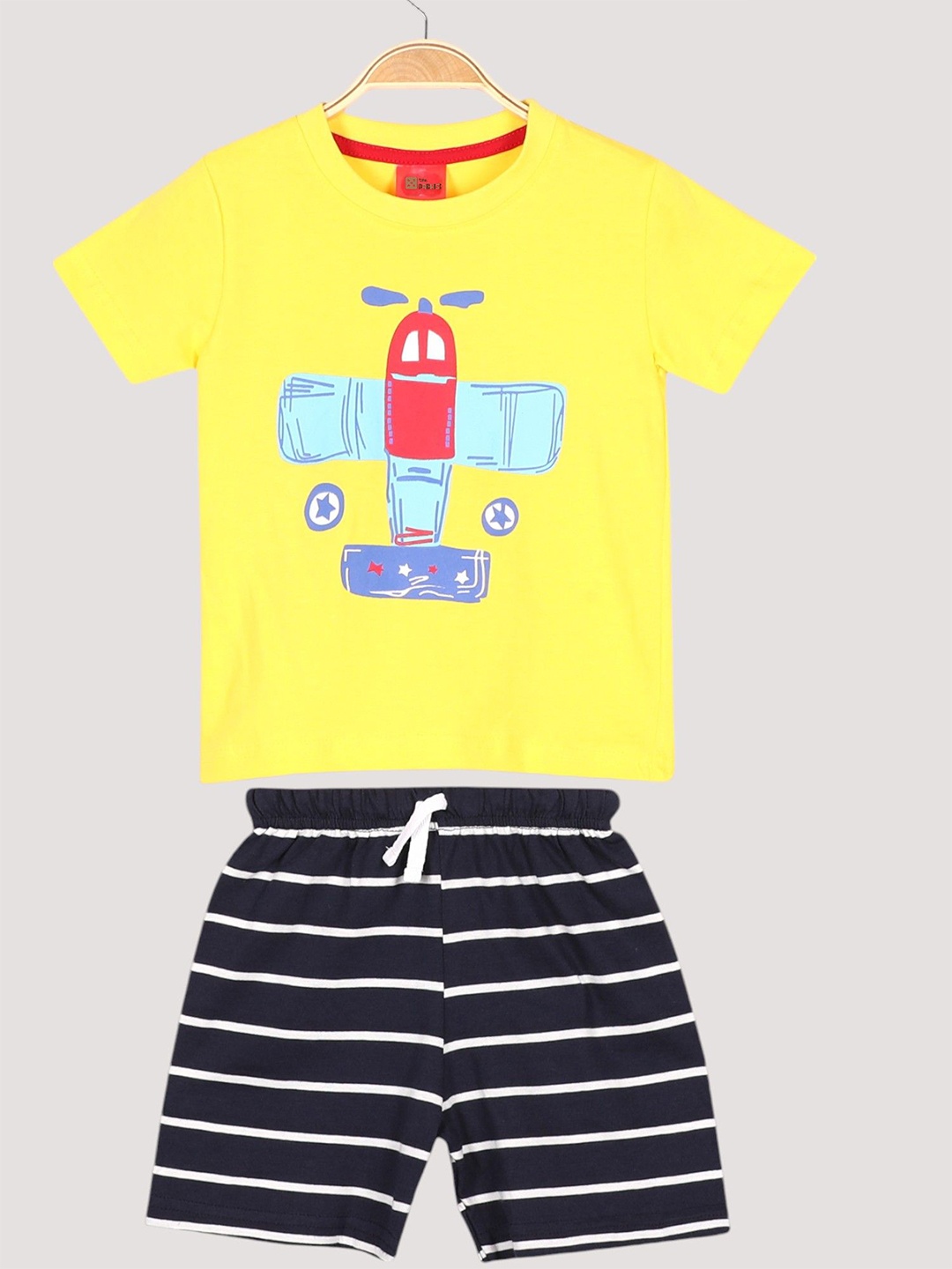 

The Pachisi Boys Graphic Printed Pure Cotton T-shirt with Shorts, Yellow