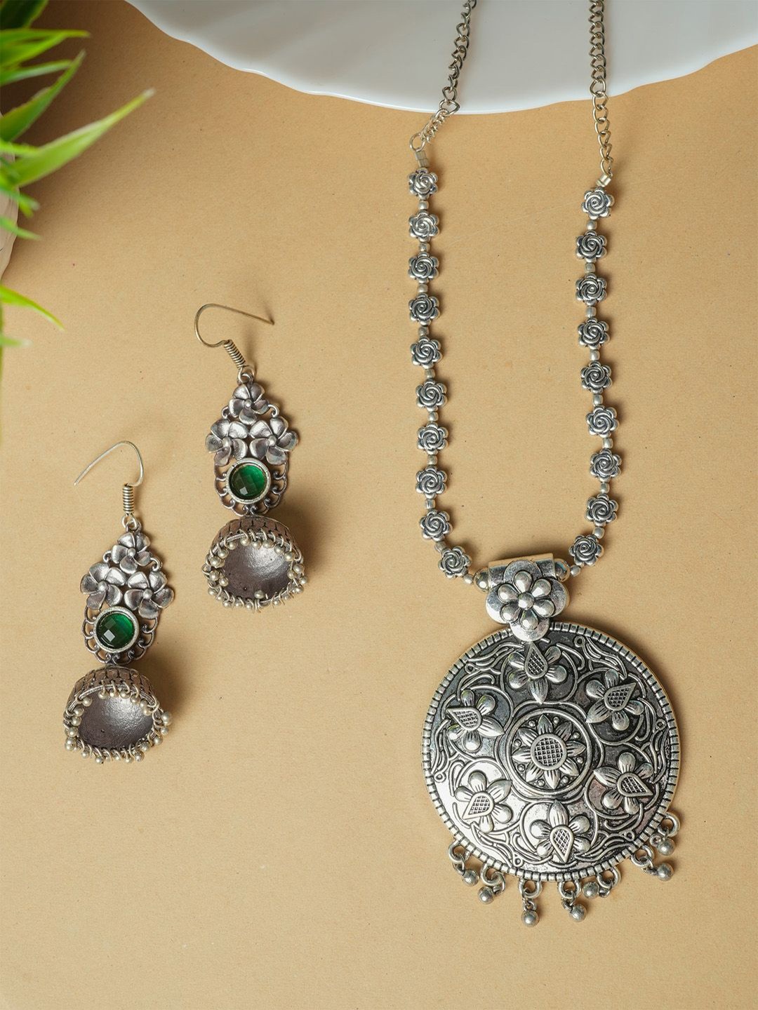 

VIRAASI Silver-Plated Oxidised Floral Textured Jewellery Set