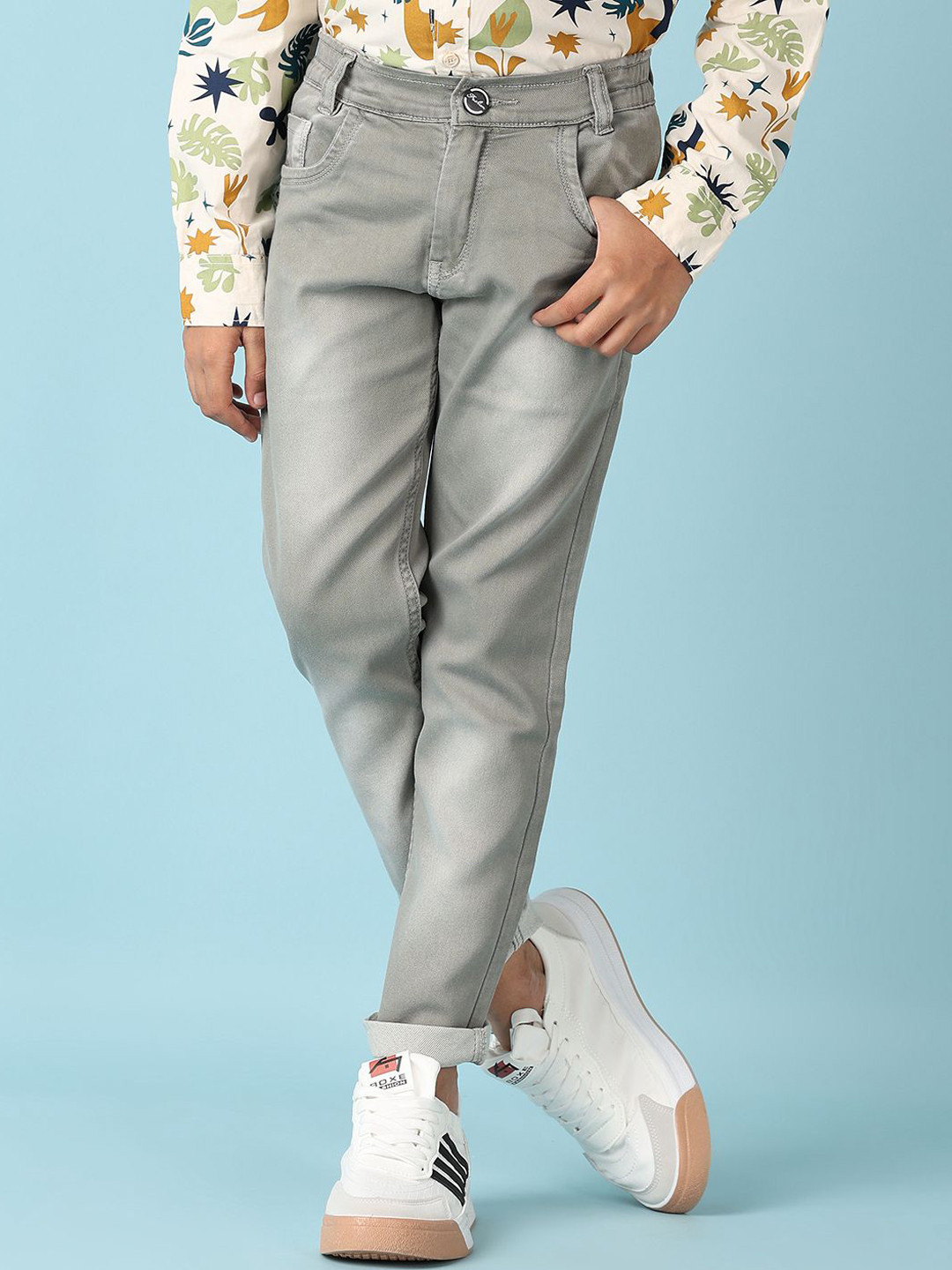 

V-Mart Boys Regular Fit Low Distress Heavy Fade Stretchable Jeans, Beige