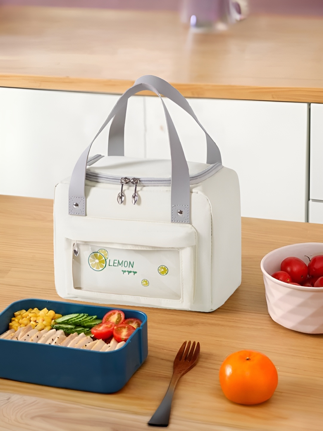 

UMAI Other Prints Insulated Lunch bags Travel Accessory, Beige