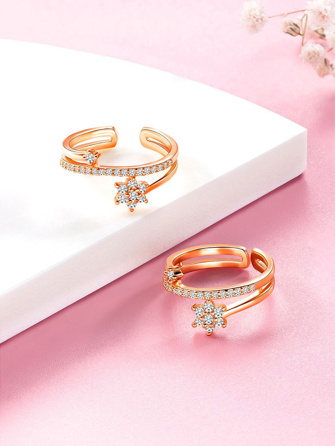 

Peora Rose Gold-Plated Cubic Zirconia Studded Adjustable Toe Rings