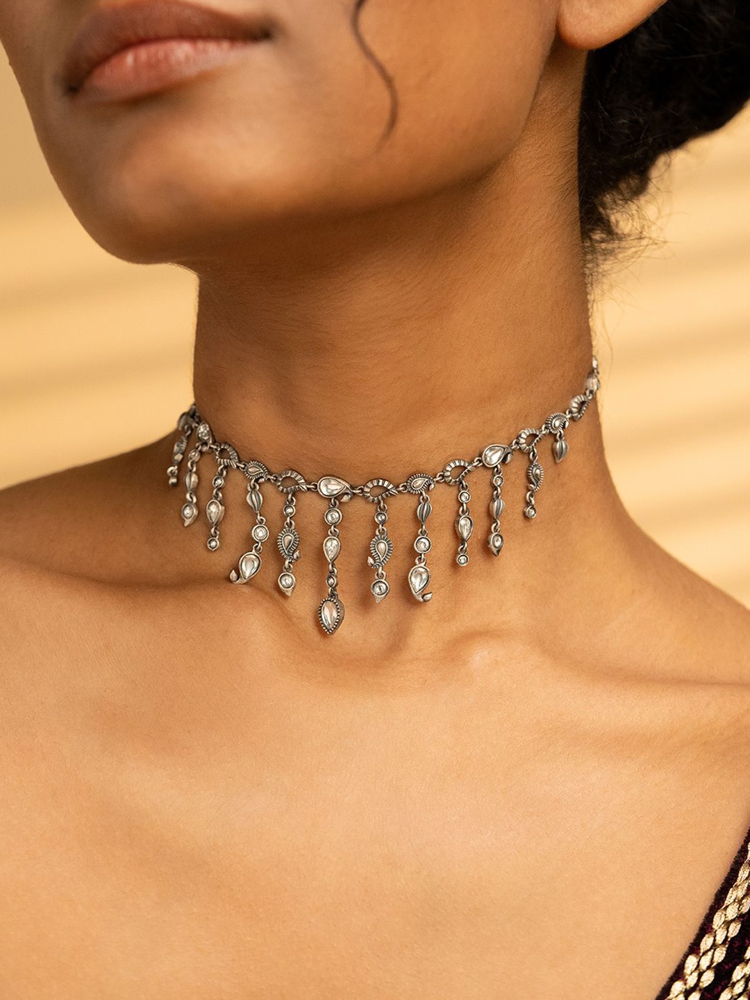 

SHAYA 925 Sterling Silver Oxidised Stone Studded Necklace