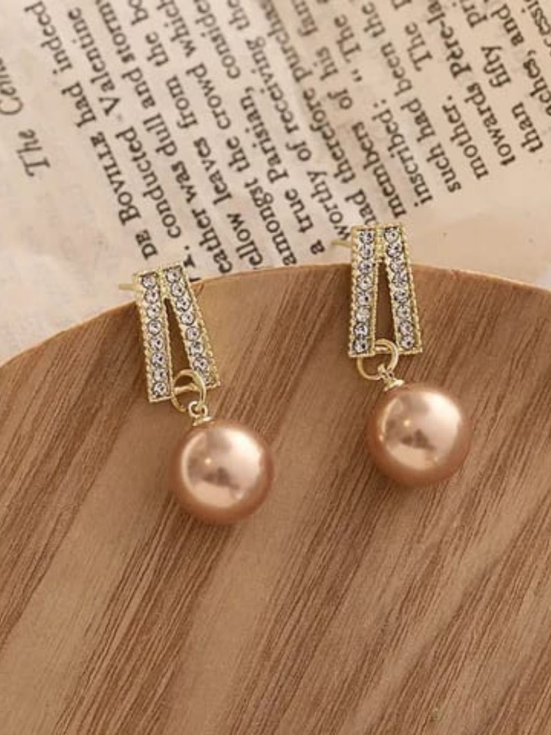 

CareDone Drop Earrings, Rose