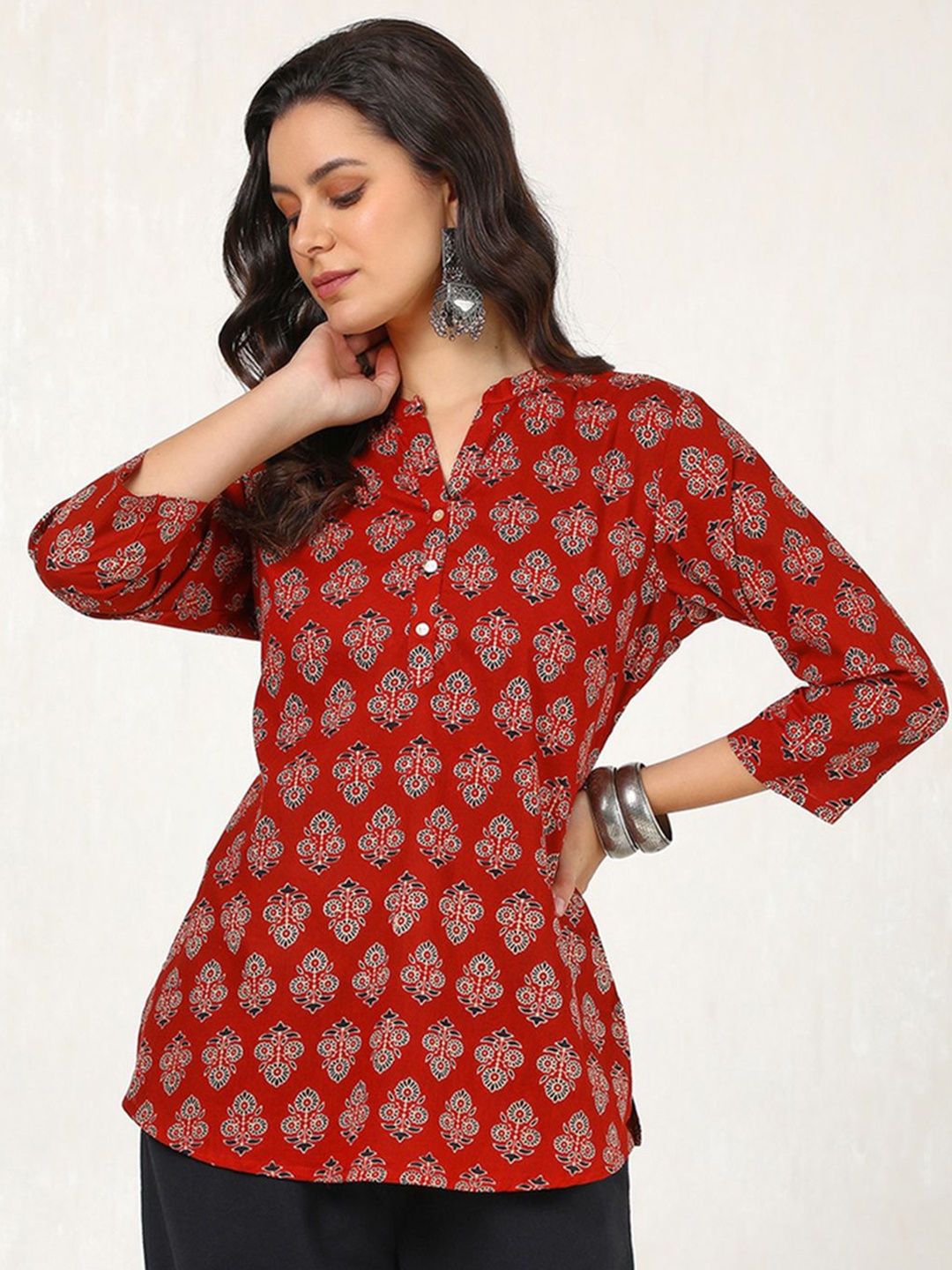

Soch Women Mandarin Collar Printed Cotton Tunic, Brown