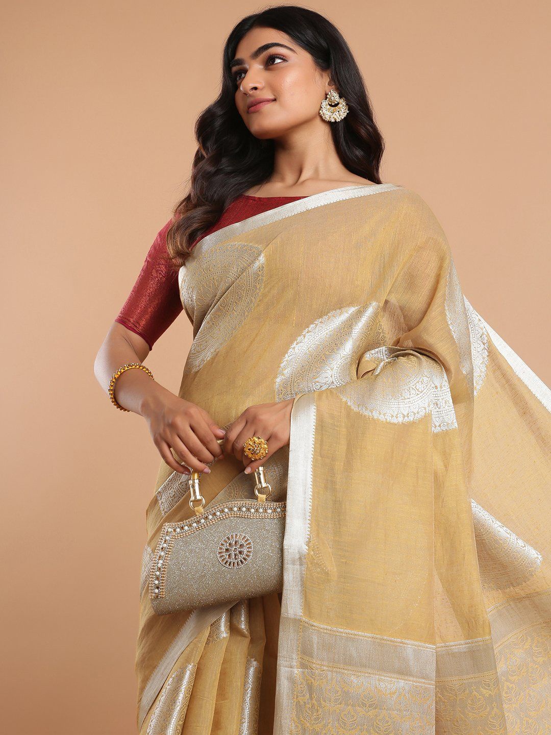 

Kalyan Silks Woven Design Zari Gadwal Saree, Yellow