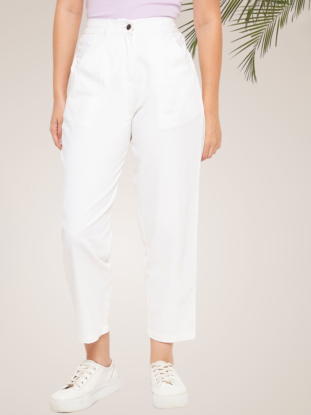 

WineRed Women High-Rise Trousers, White