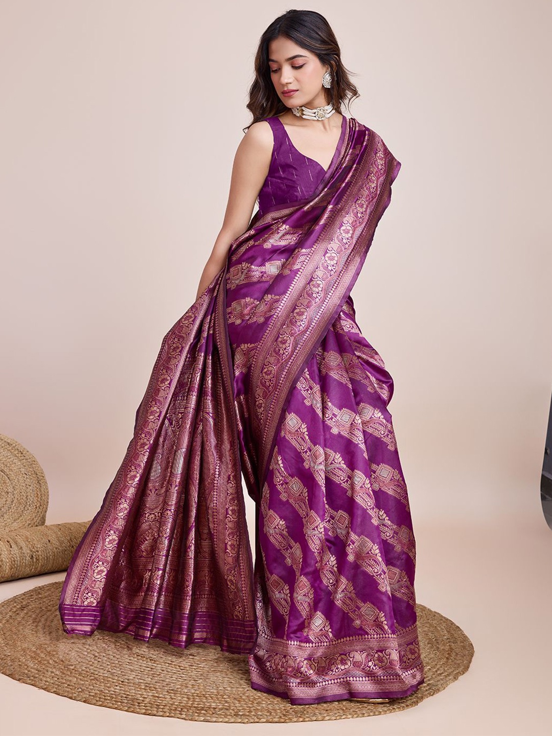 

CARTYSHOP Ethnic Motifs Woven Design Zari Kanjeevaram Saree, Magenta