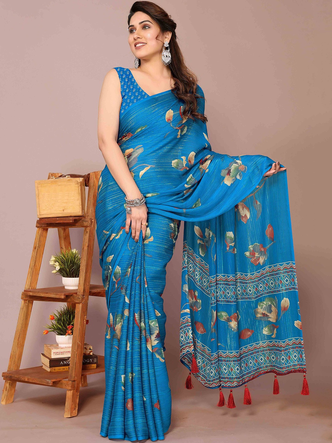 

KALINI Floral Printed Saree, Turquoise blue