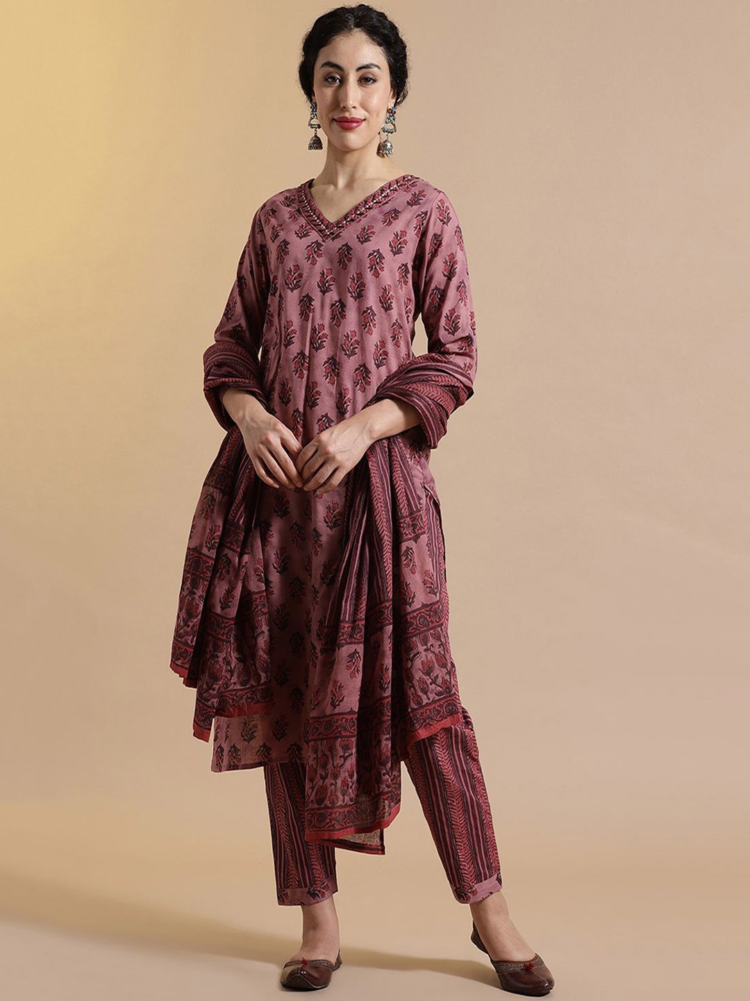 

Anouk Floral Printed Pure Cotton Kurta with Trousers & With Dupatta, Maroon